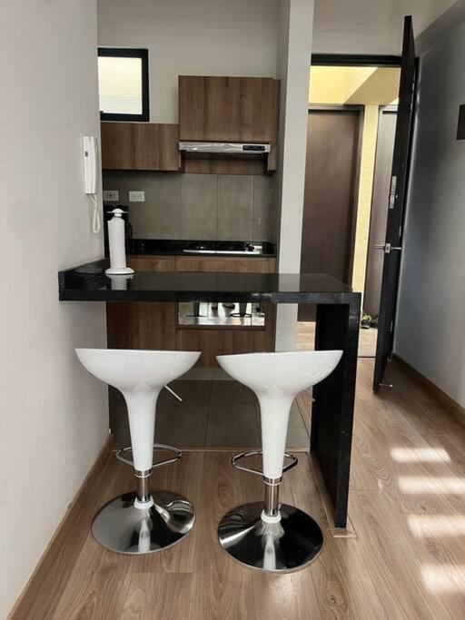 Grandioso Apartaestudio La Candelaria Богота Екстериор снимка